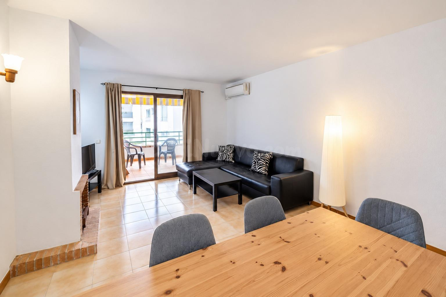Apartamento a pocos metros del mar y del puerto de Colònia d - foto 3