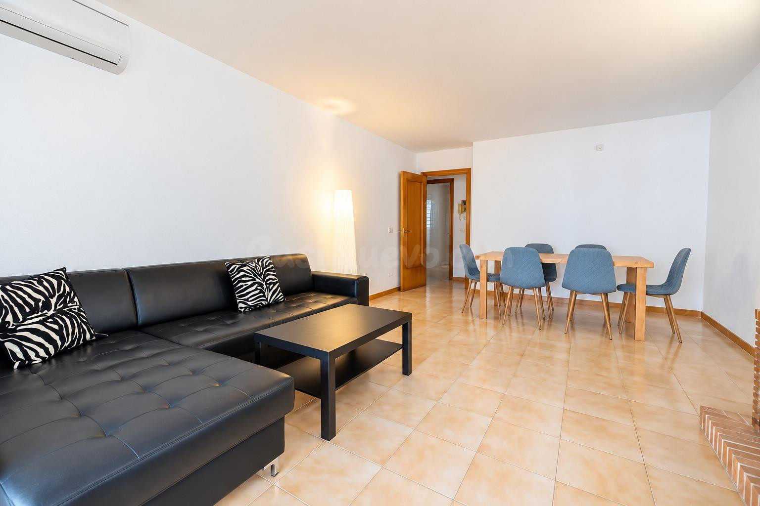 Apartamento a pocos metros del mar y del puerto de Colònia d - foto 4