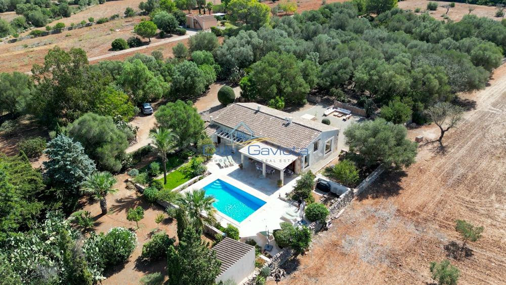 Chalet de estilo mallorquín cerca de Felanitx