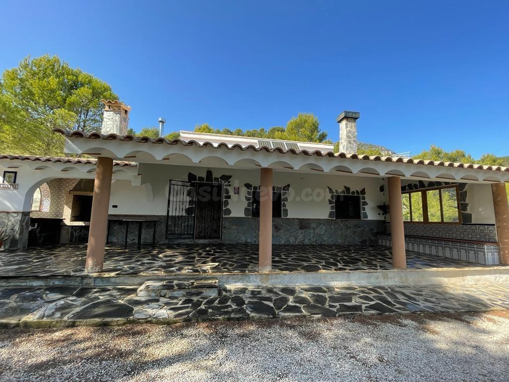 PRECIOSA CASA EN LA MONTAÑA