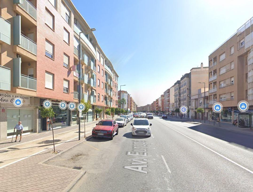 VENTA LOCAL COMERCIAL EN AVENIDA EUROPA