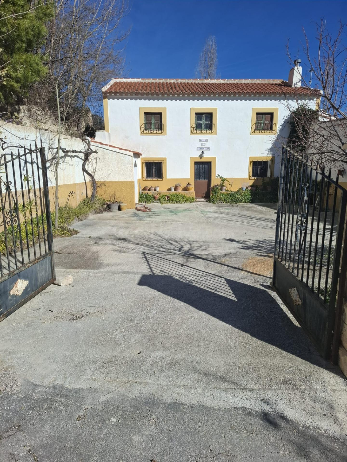CORTIJO EN MOLINO TURRUQUENA