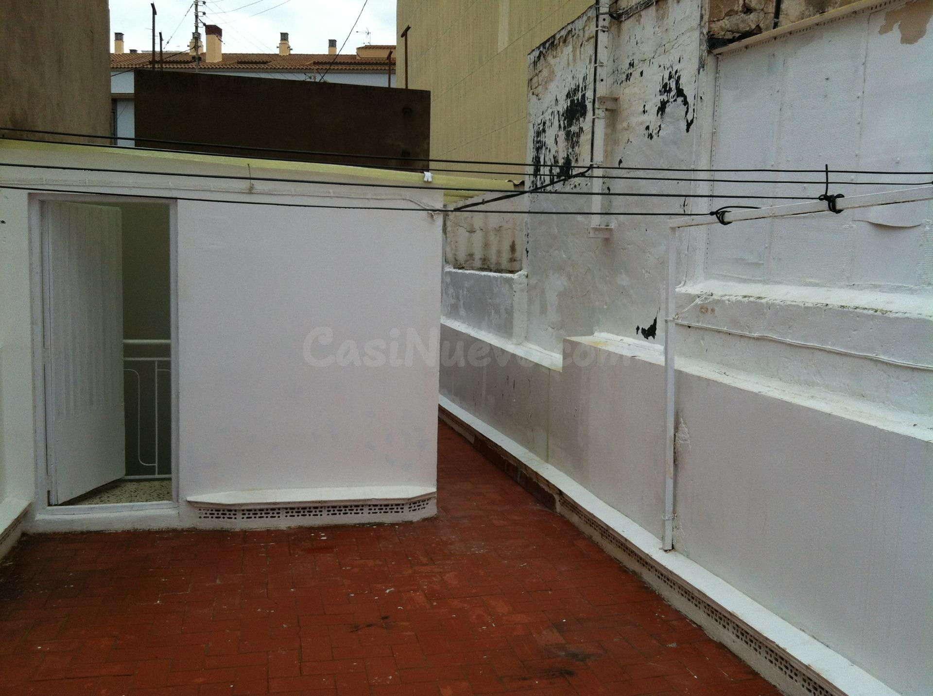 Casa VENTA en Castellón zona CENTRO, 146 m., 49 m. superficie parcela, fachada 5 metros, 16 m2 de te