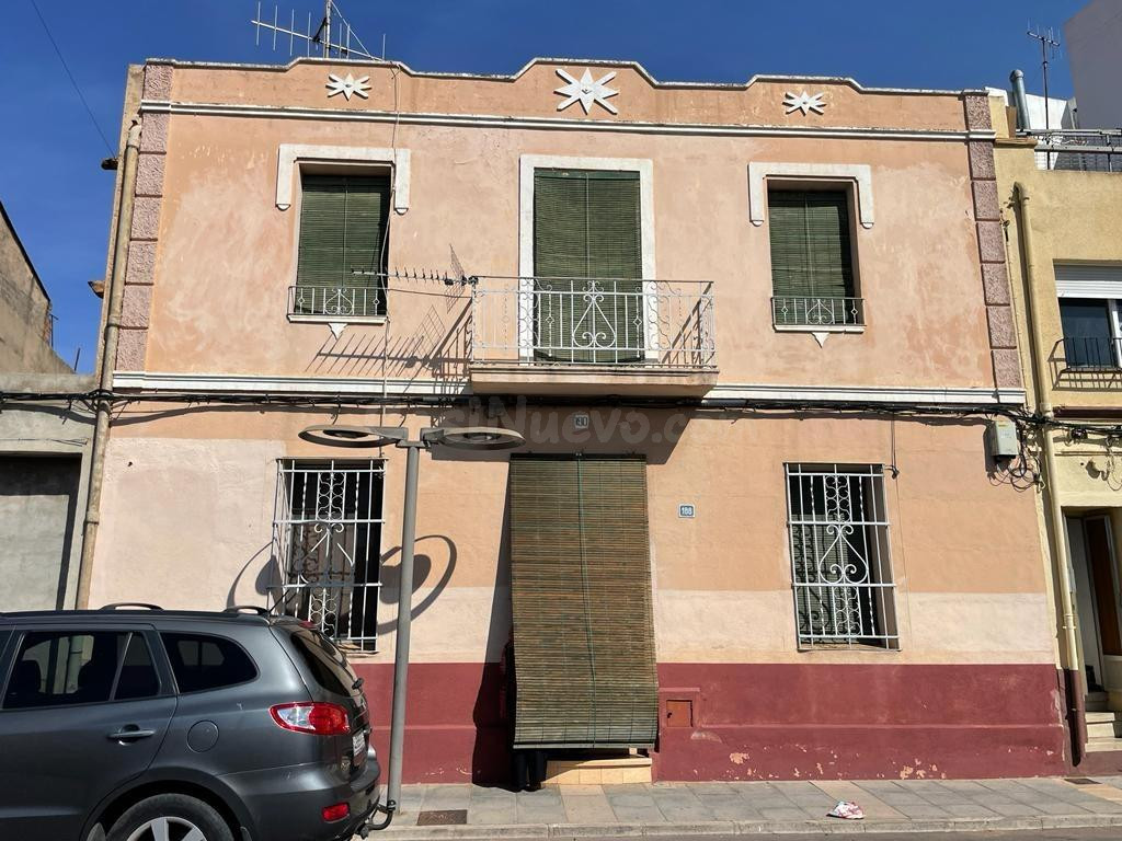 Casa VENTA en Torreblanca zona Pueblo, 279 m., terraza, 6 habitaciones,  2 baños.