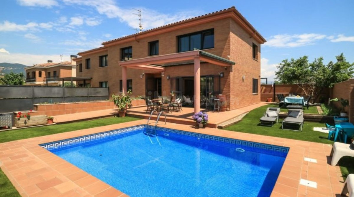 Casa 92m² en venta - Centre