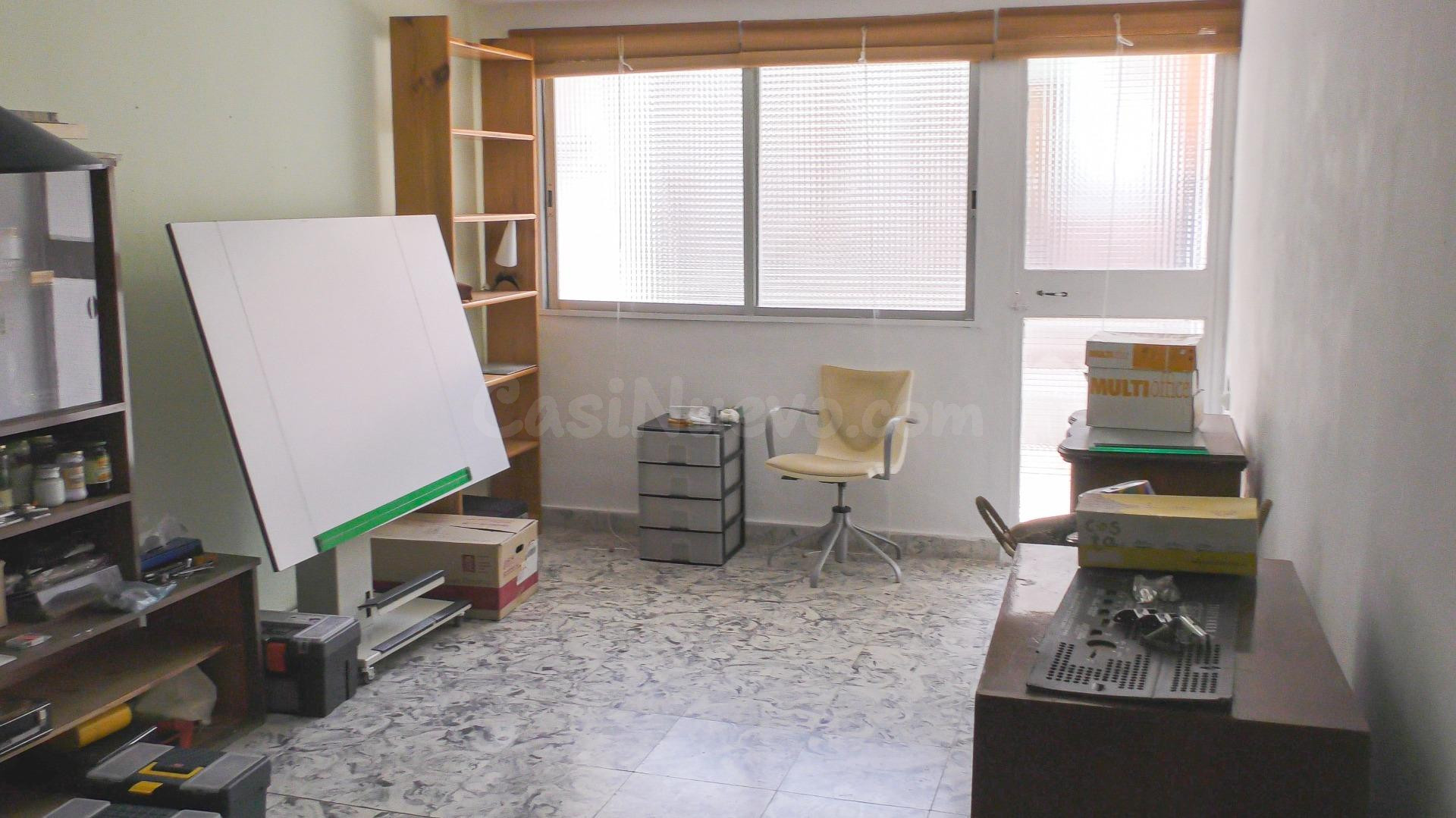 SE VENDE ESTUDIO CON AMPLIO GARAJE - foto 4