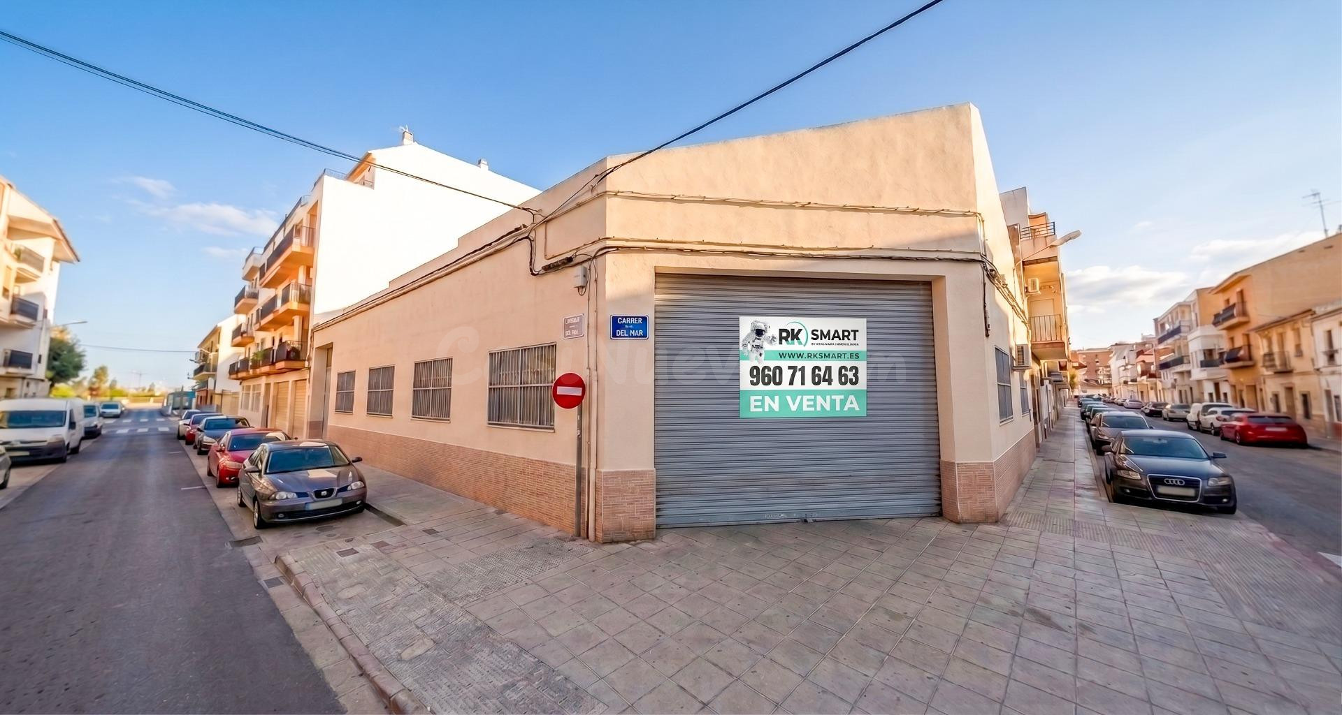 Solar para 19 viviendas con piscina en El Puig | 1.700 m2 edificables | PB+3+Ático