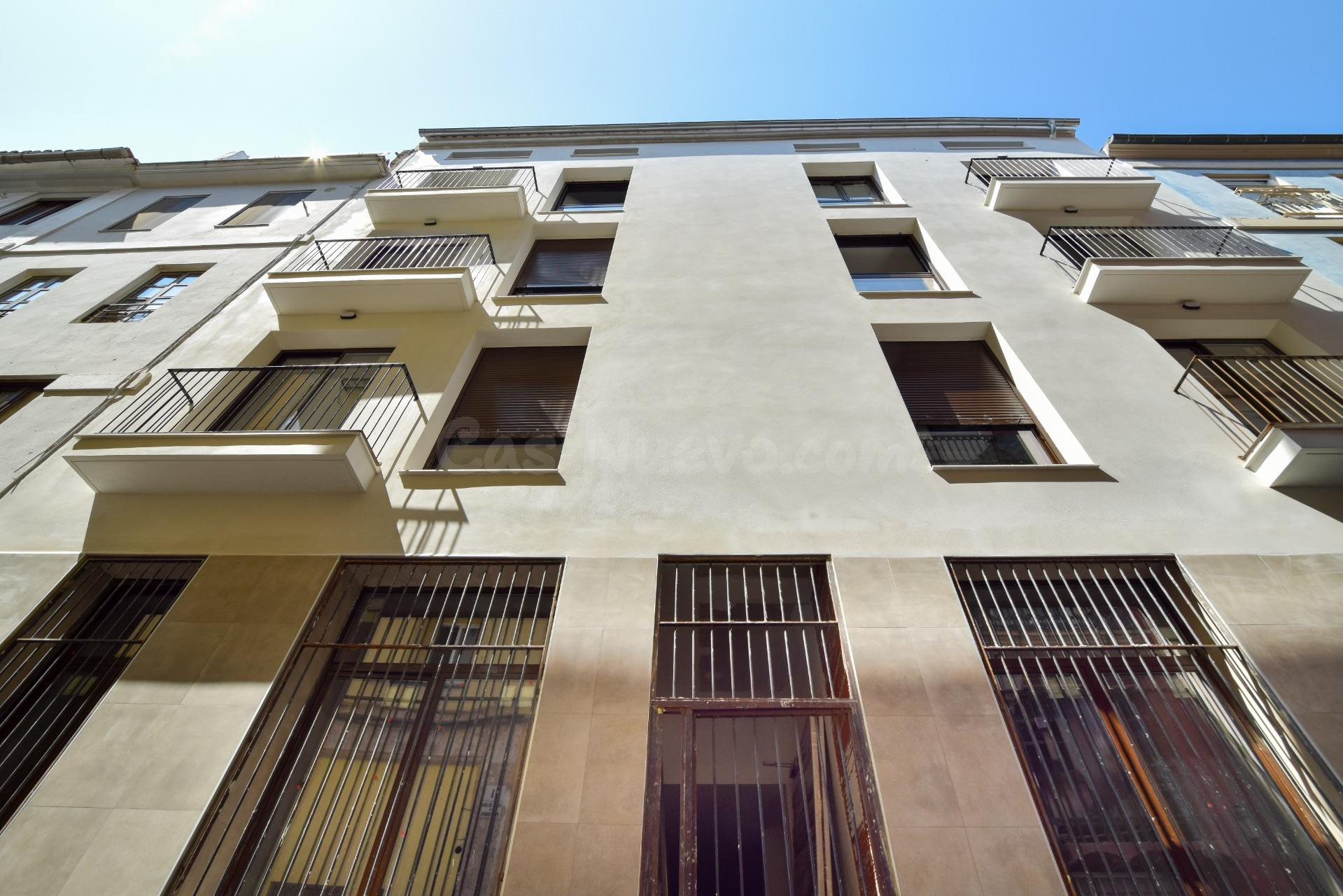 Ático dúplex de obra nueva terminada en el centro histórico de Valencia–Última unidad disponible
