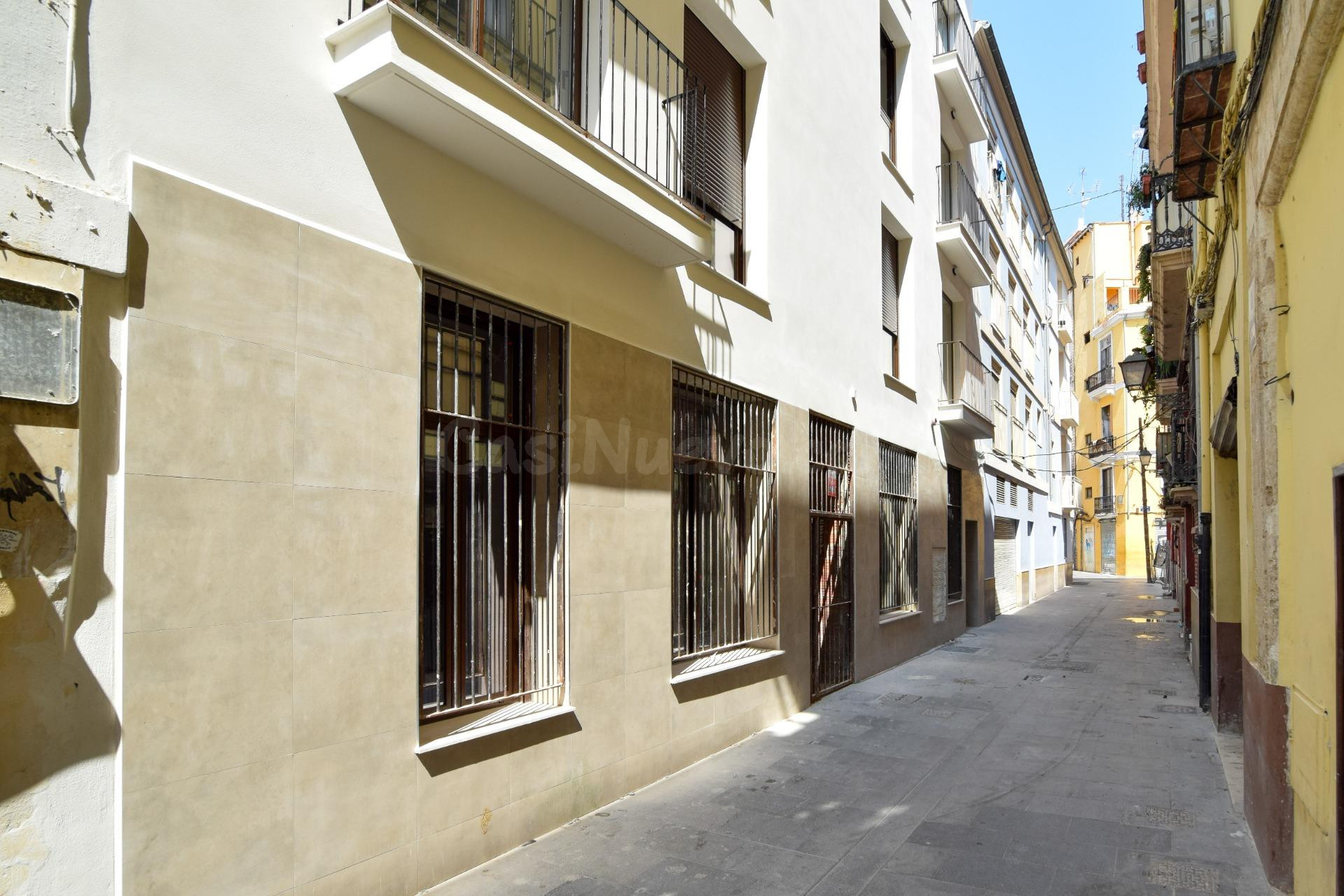 Ático dúplex de obra nueva terminada en el centro histórico  - foto 2