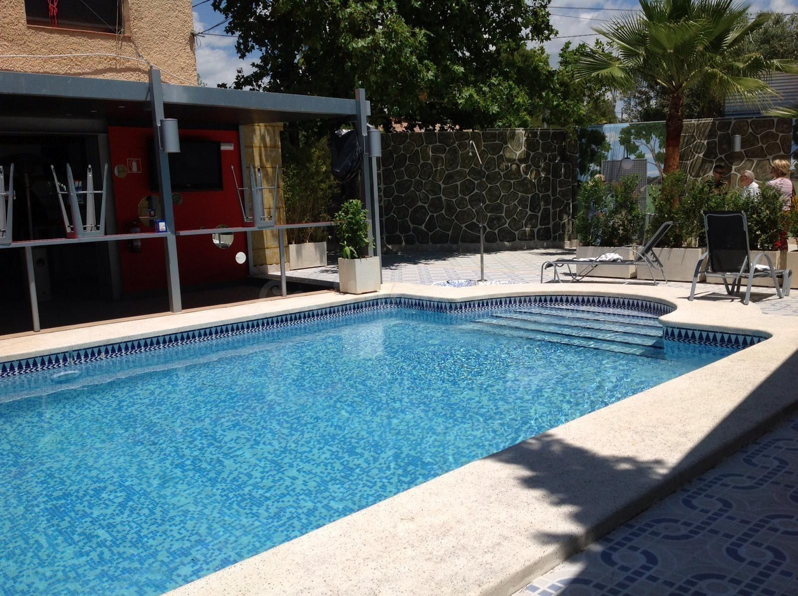 OPORTUNIDAD HOSTAL CON BAR DE COPAS. RINCON DE LOIX