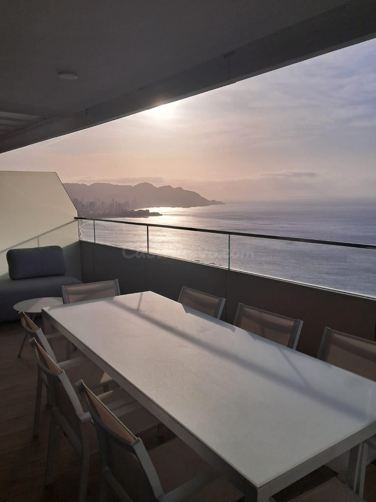 APARTAMENTO EN VENTA EN PONIENTE