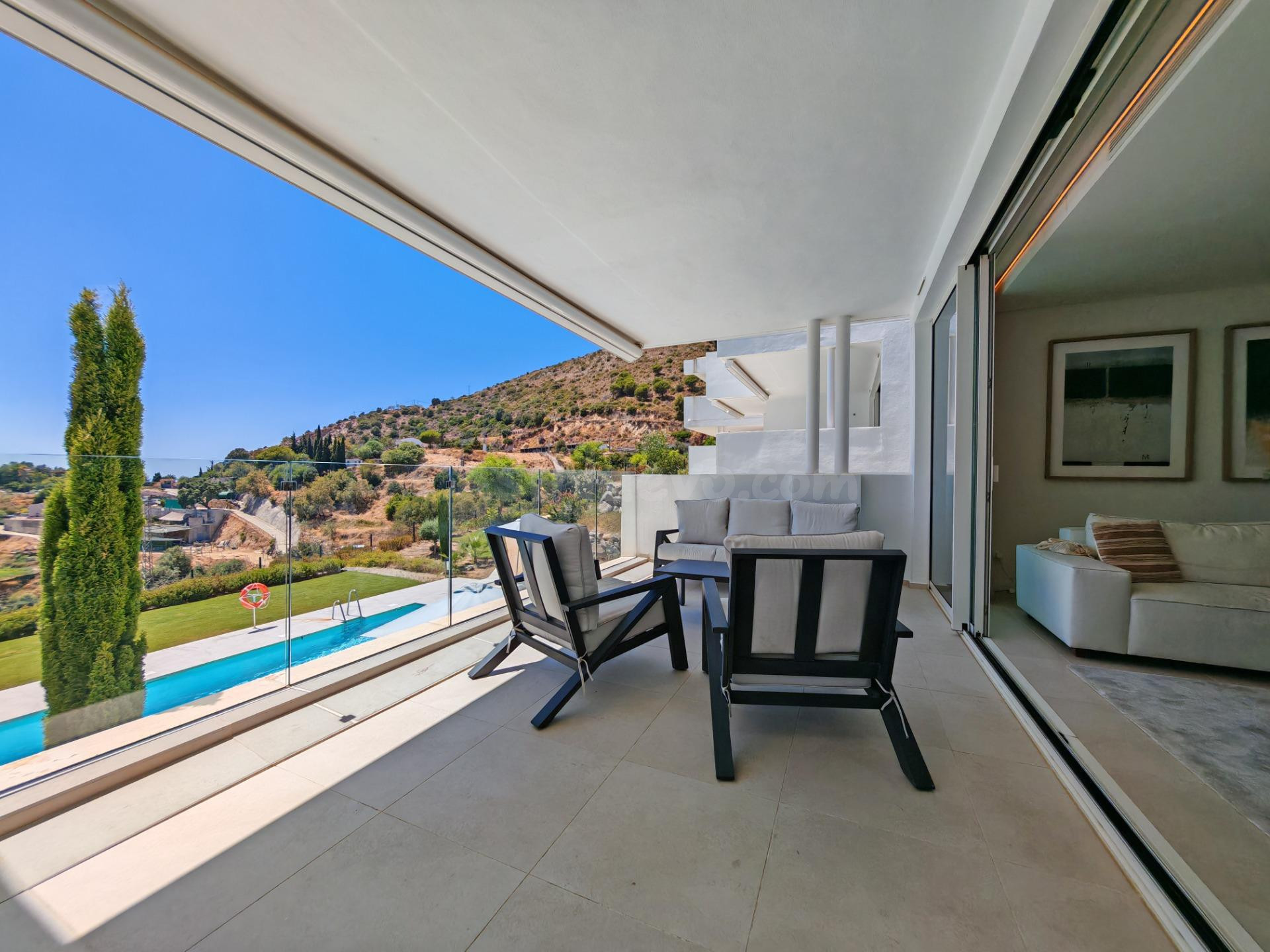 Exclusivo apartamento con vistas al mar al mejor precio de todo Palo Alto en Marbella