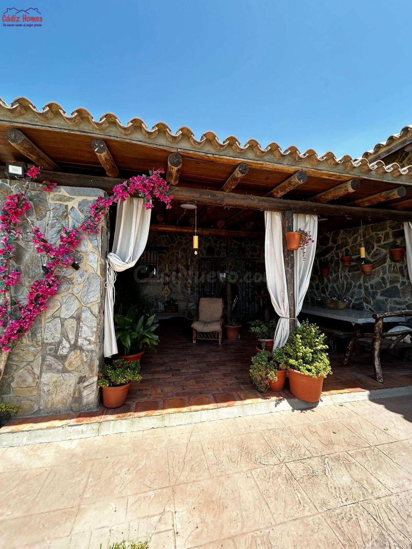EXCLUSIVA VIVIENDA