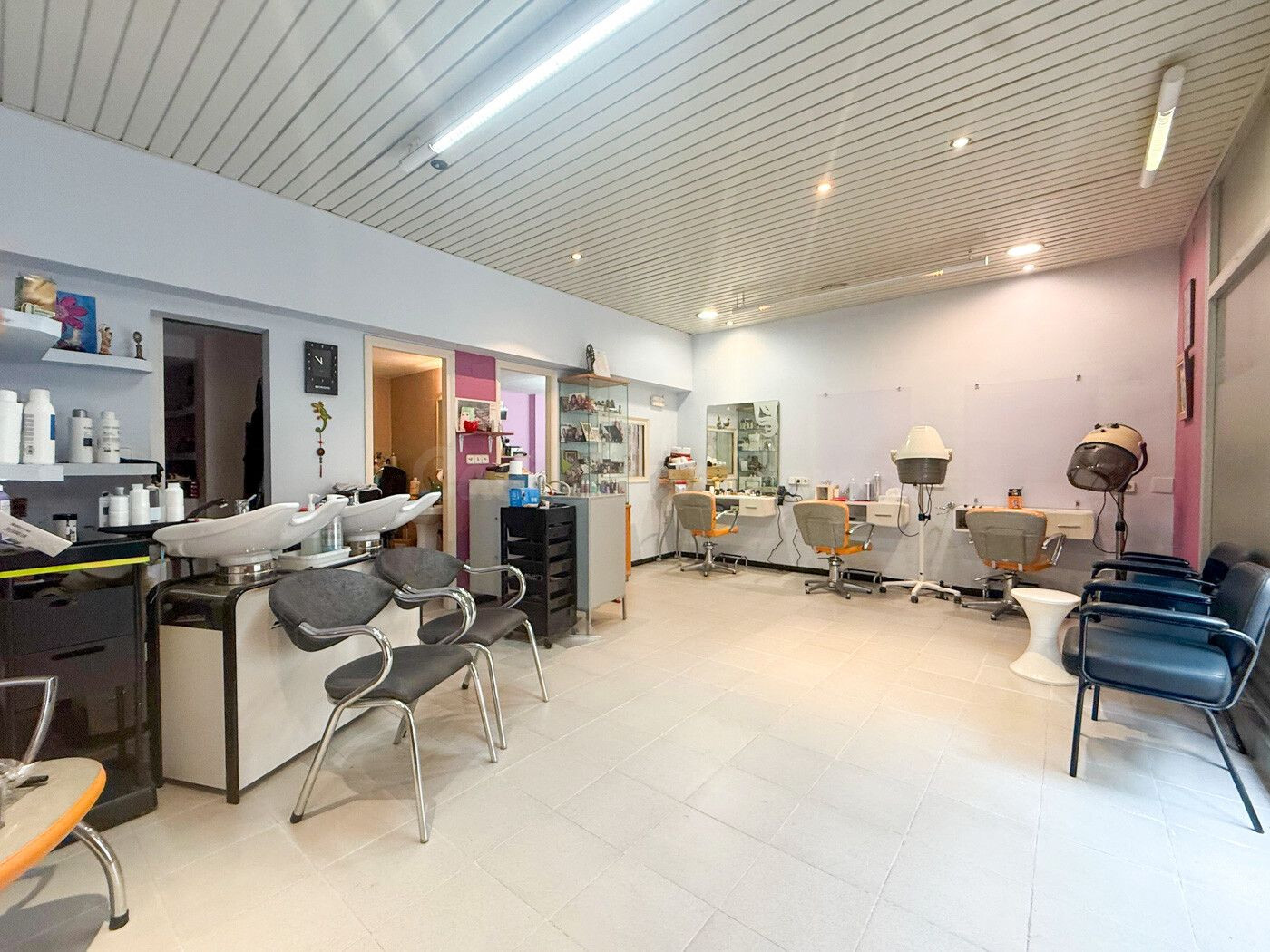 Local comercial 40m² en venta - Marca del Ham - Vilatenim - foto 4