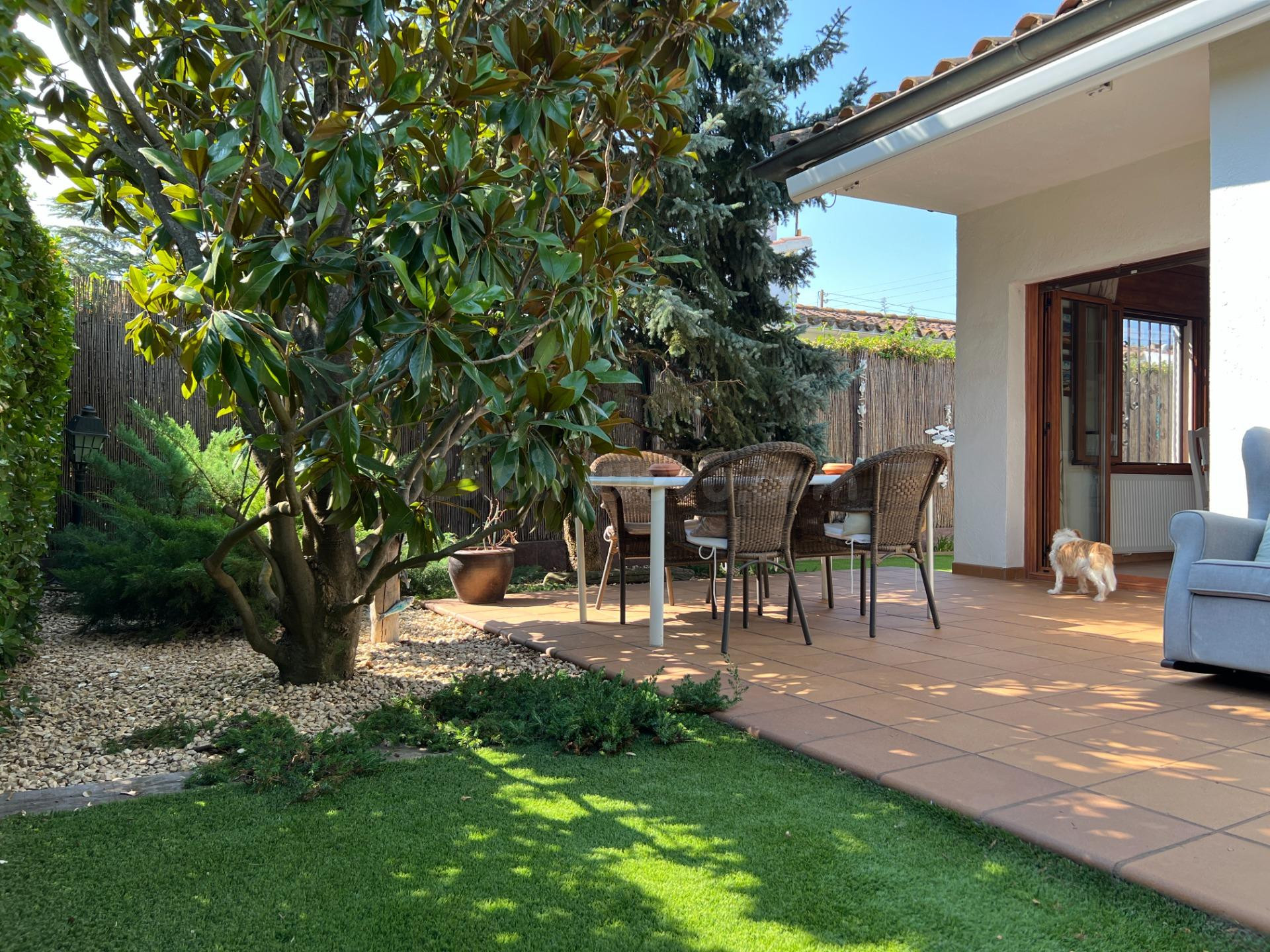 Encantadora casa de planta baja con jardín en l’Armentera
