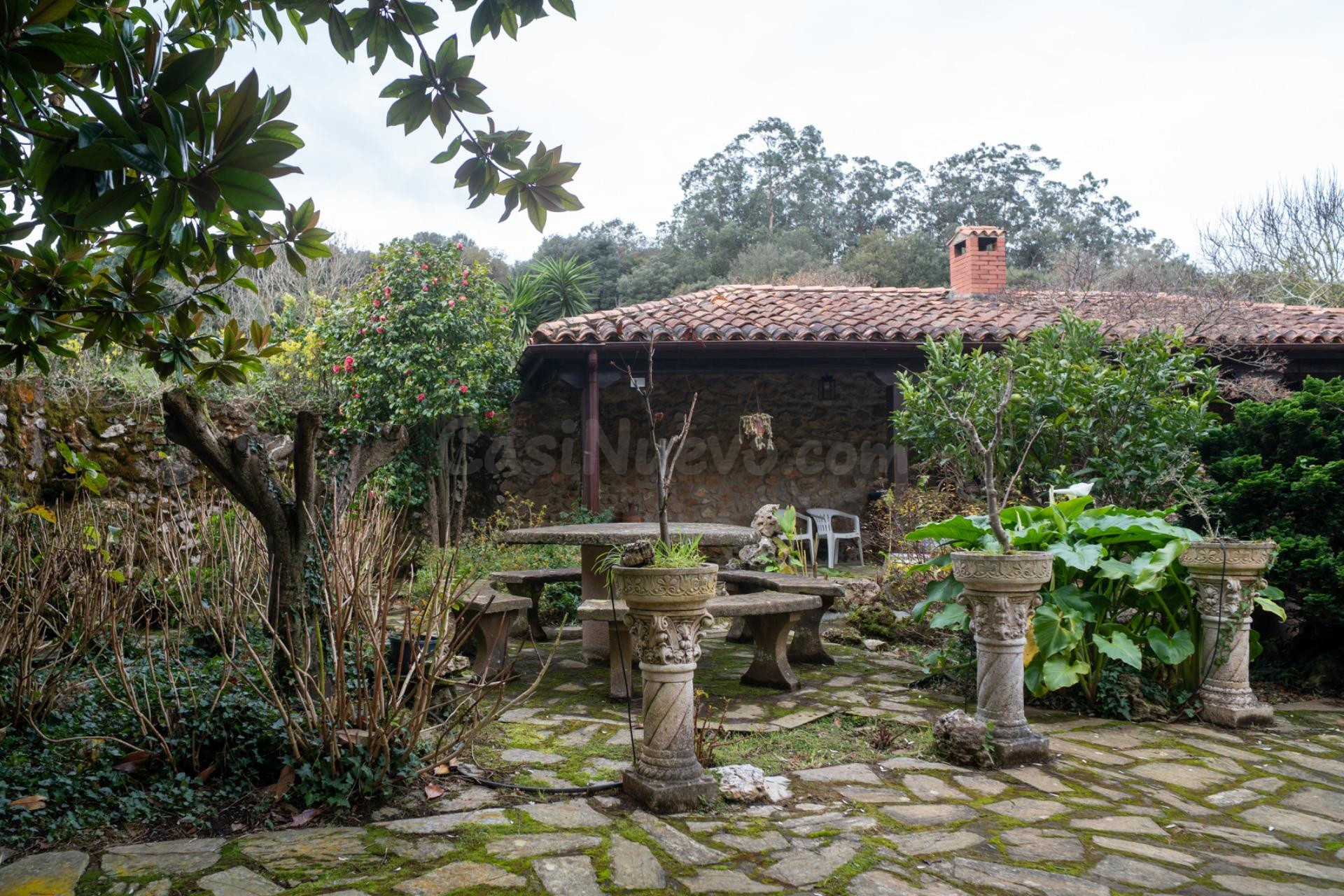 CASA CON TERRENO EN OREÑA - foto 5