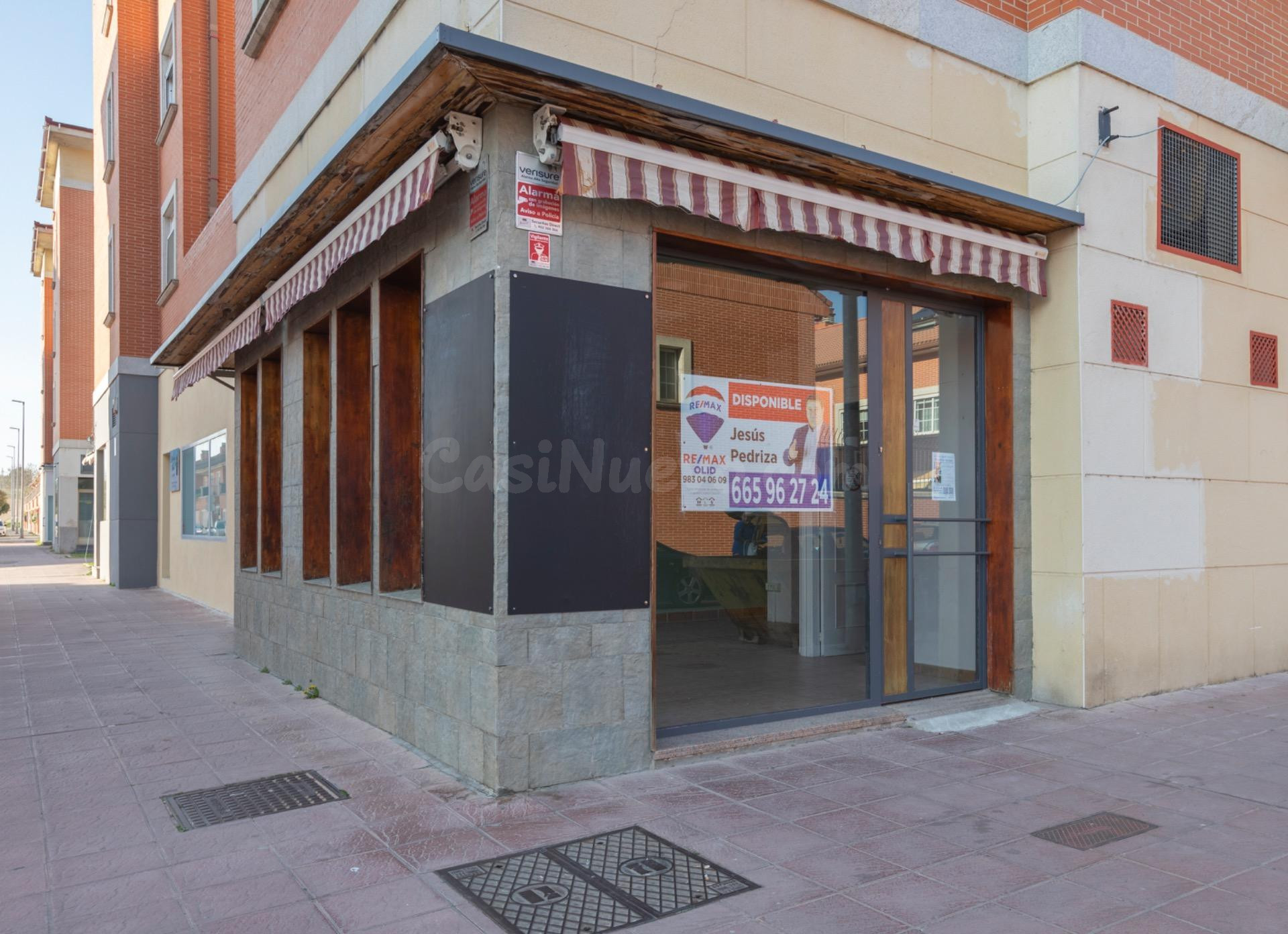 SE ALQUILA LOCAL COMERCIAL