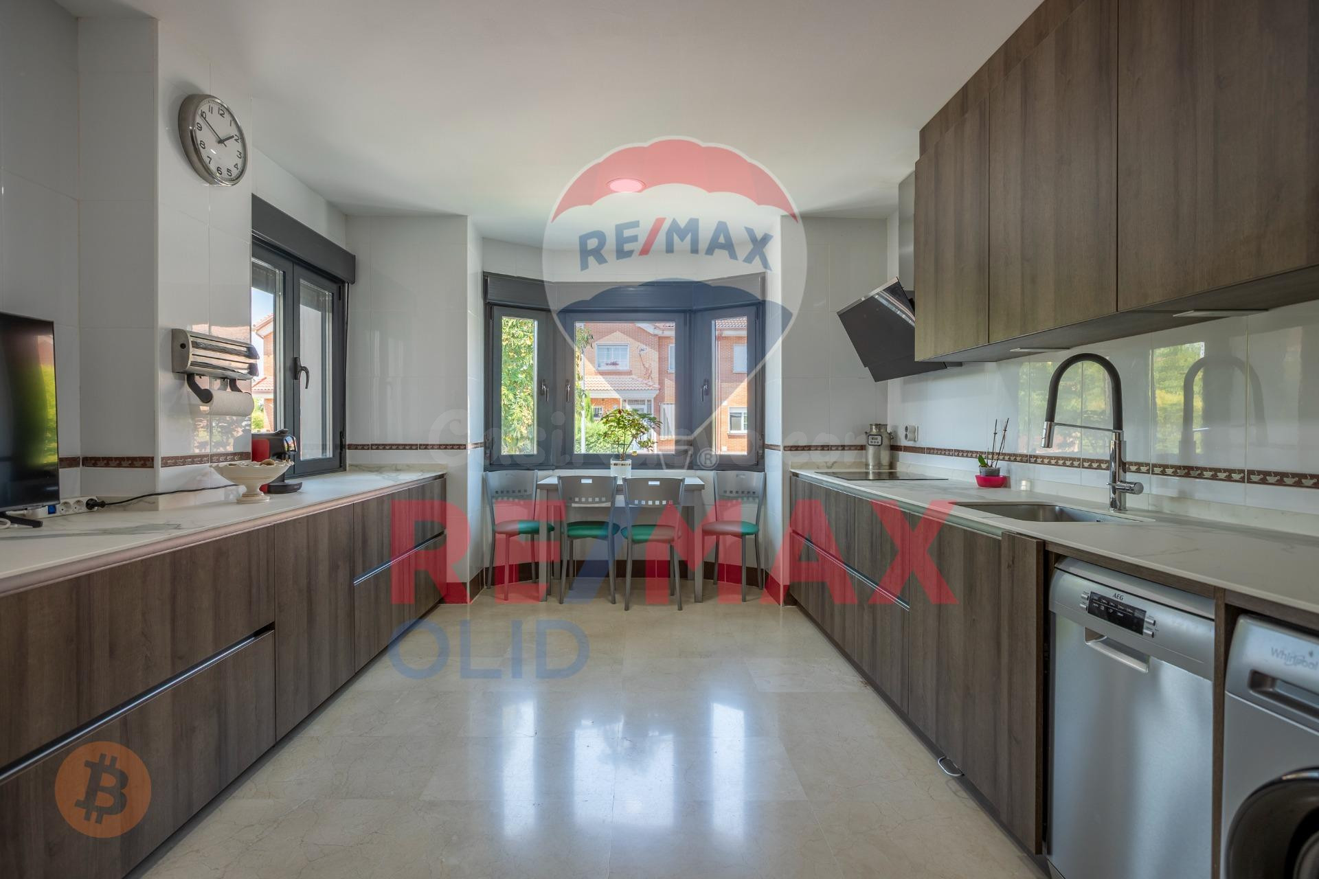 Chalet en venta en Urbanización "El Soto", Arroyo de la Encomienda