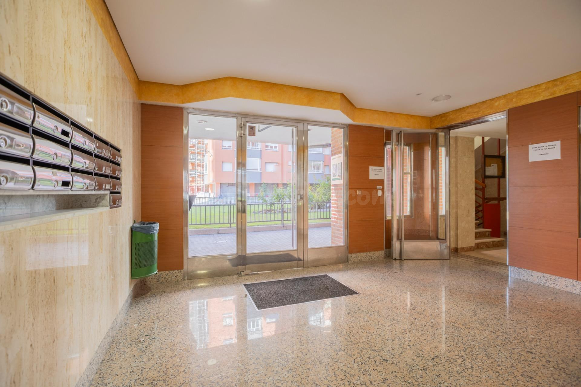 SE VENDE PISO EN PARQUE ARTURO LEON