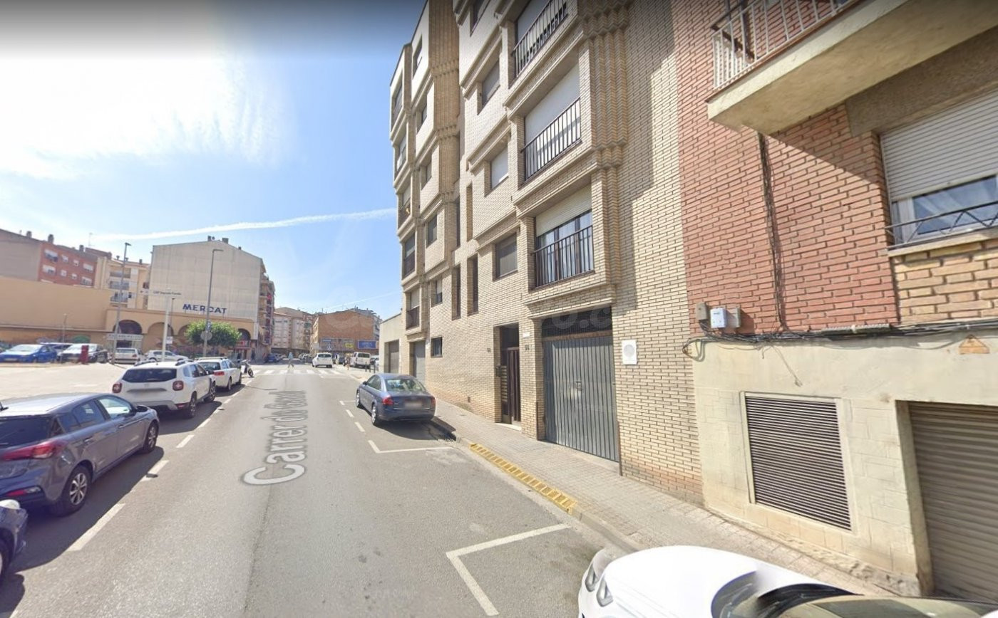 Parking PER COTXE de lloguer a Manresa - c/ Gaudí