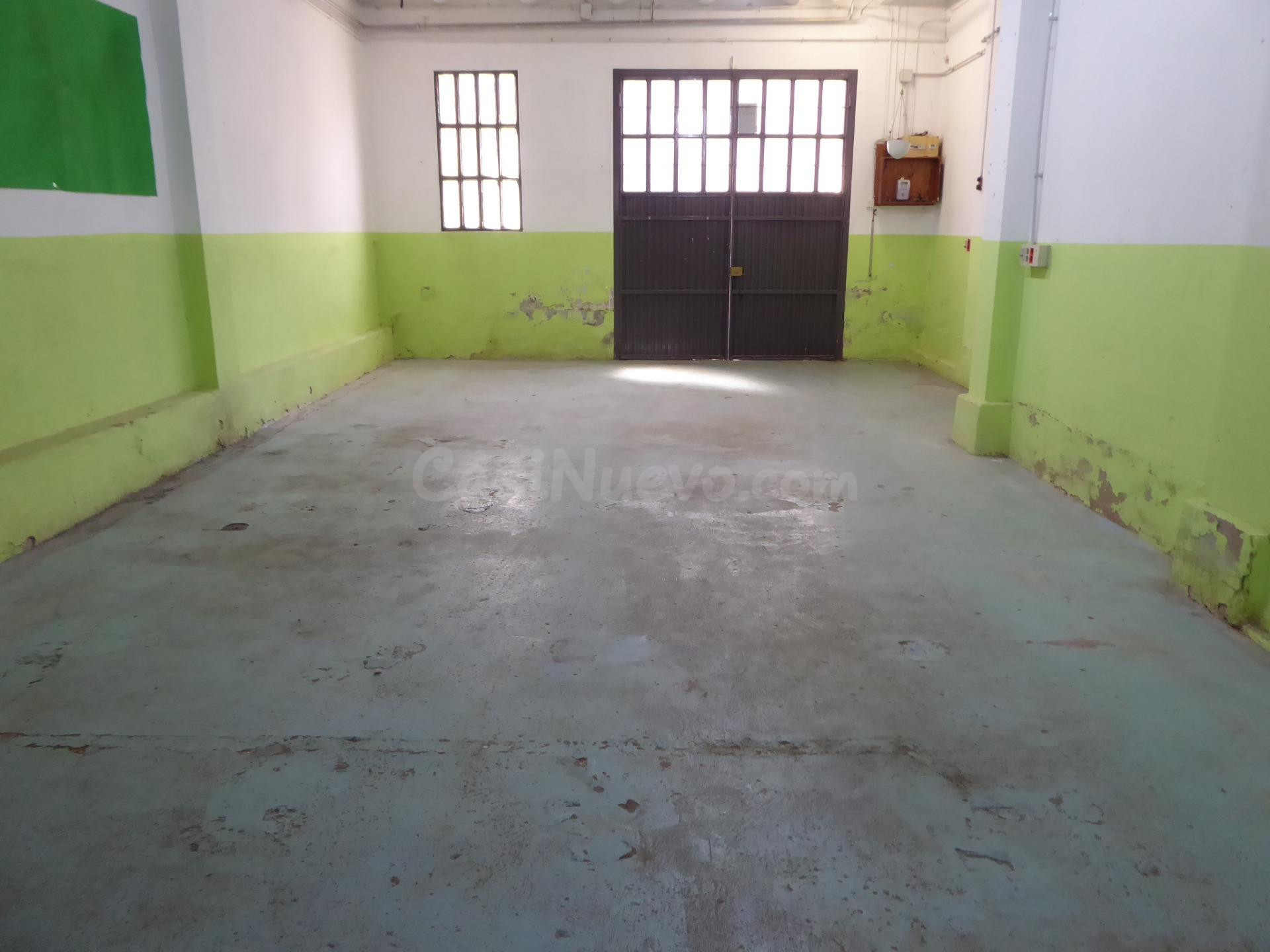 Local de lloguer per a magatzem