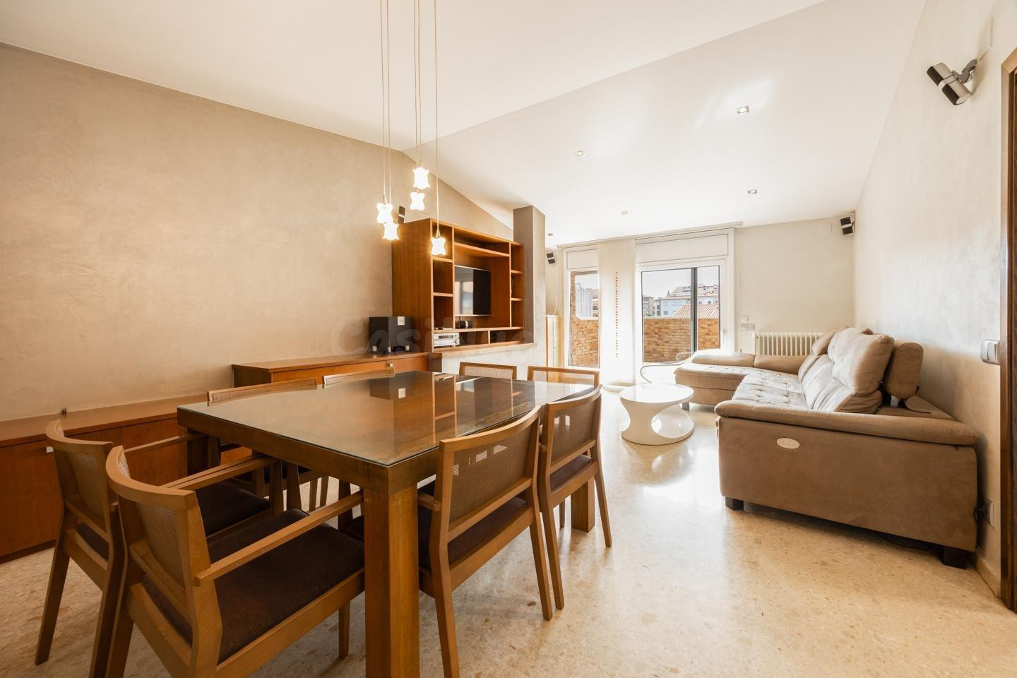 DUPLEX INVERTIDO EN VENTA - VIC ZONA CAPUTXINS