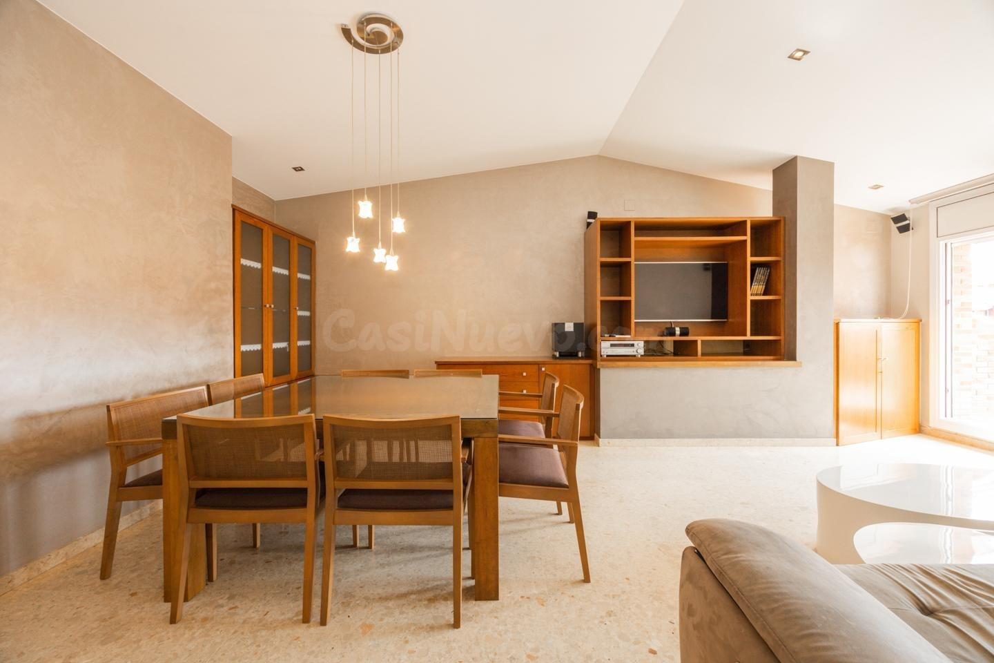 DUPLEX INVERTIDO EN VENTA - VIC ZONA CAPUTXINS - foto 2
