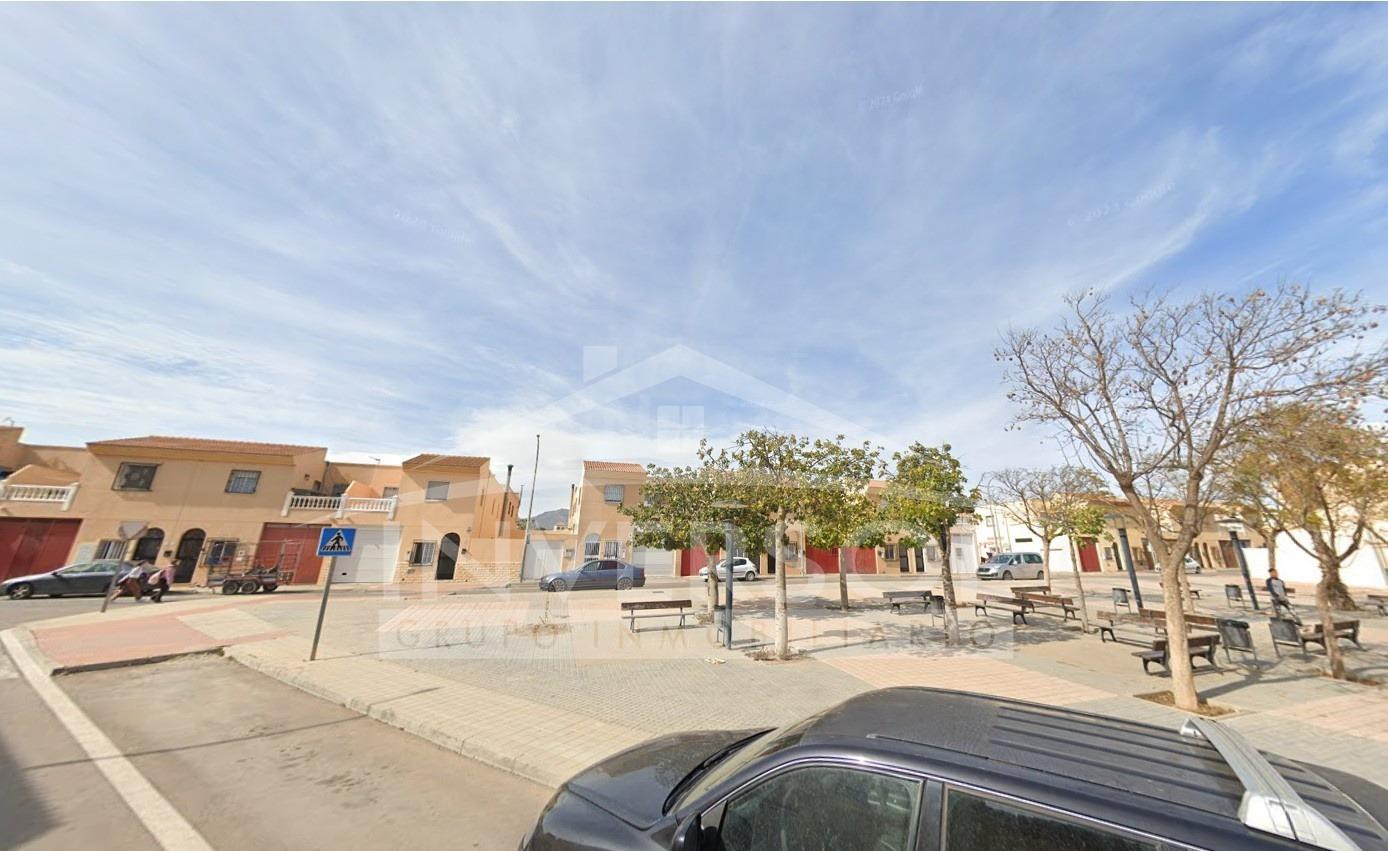 VENTA DE VIVIENDA DUPLEX EN NIJAR - foto 2