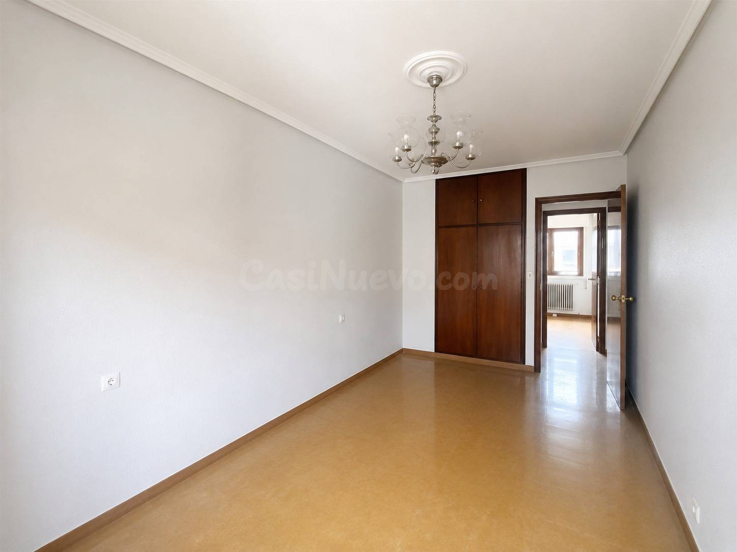 Piso en venta en calle Santa Elena - foto 4