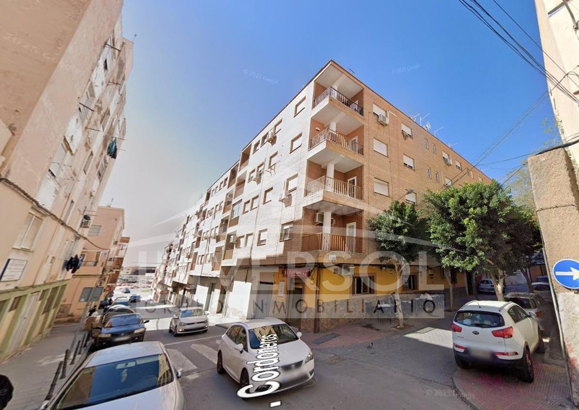 VENTA DE VIVIENDA EN CALLE CORDONEROS