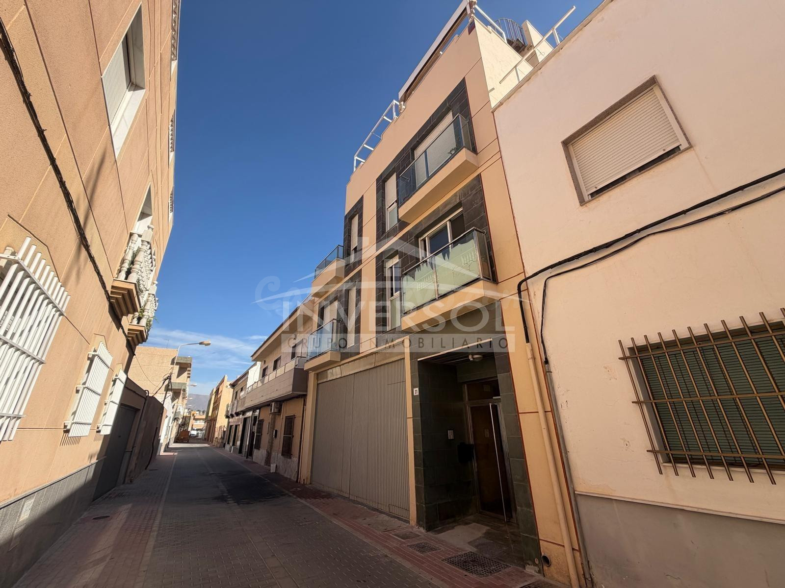 PISO EN BALERMA EN CL ESTRELLA