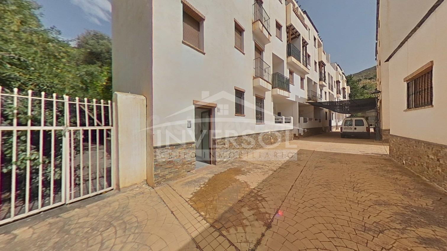 VIVIENDA EN GUARROS, PATERNA DEL RIO