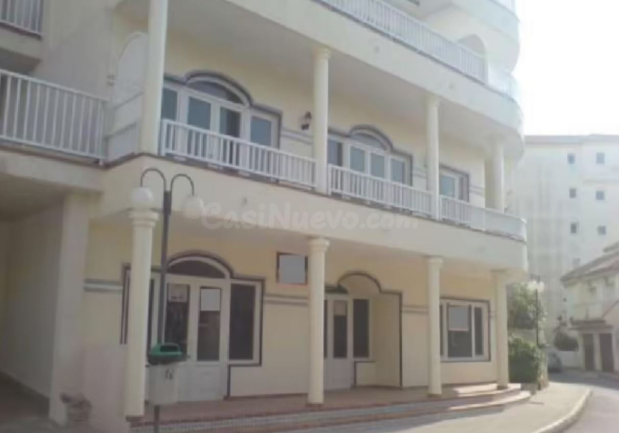 Local comercial 830m² en venta - La Manga del Mar Menor Cart - foto 3