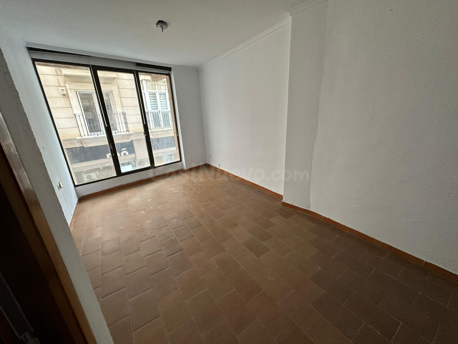Se venden oficinas en calle Jara en pleno centro de Cartagen - foto 5
