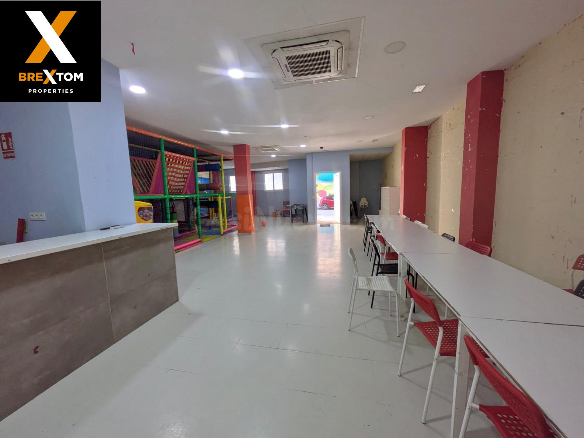 LOCAL A LA VENTA  BARRIO DEL CARMEN