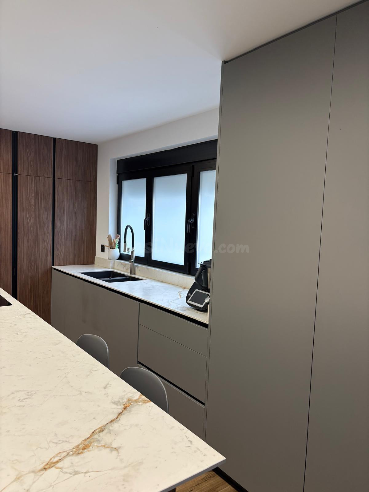 PISO EN VENTA BARRIO EL CARMEN - foto 2