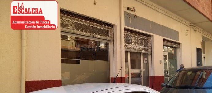 LOCAL COMERCIAL DE 127 M2 EN CENTRO DE IBI.