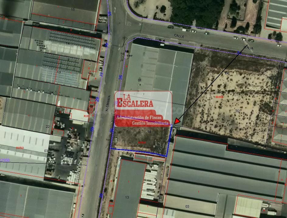 SUELO INDUSTRIAL EN CASTALLA