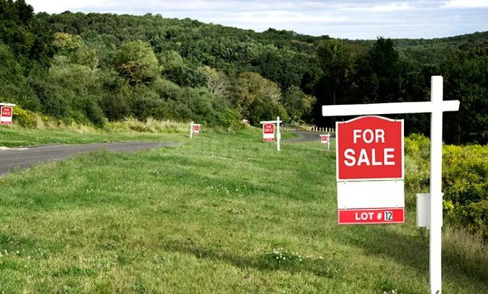 TERRENO 12.500M2, USO HOTELERO Y COMERCIAL EN URBANIZACIÓN