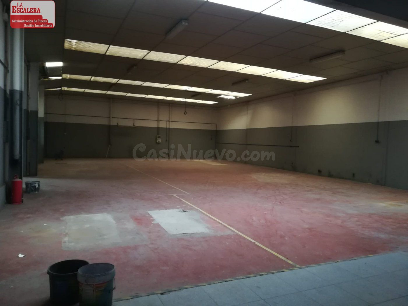 Nave industrial en Onil, parcela 1200m2, tiene fuerza