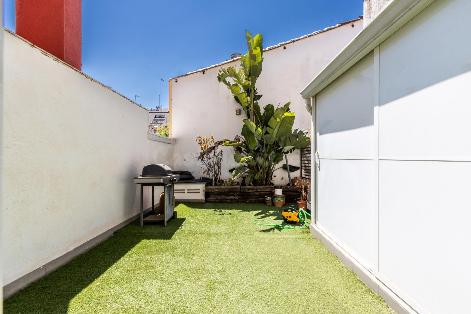 CASA EN EL CENTRO CON PARKING !!!
