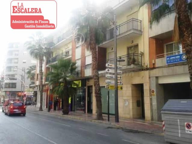 Magnifico local a pie de calle, C/ Ancha castellar