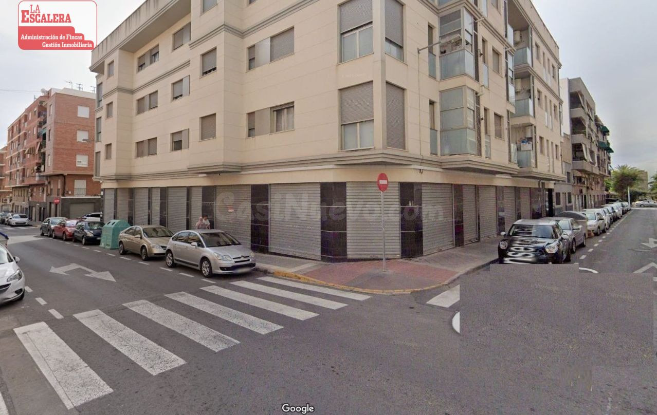 Venta magnifico local a pie de calle
