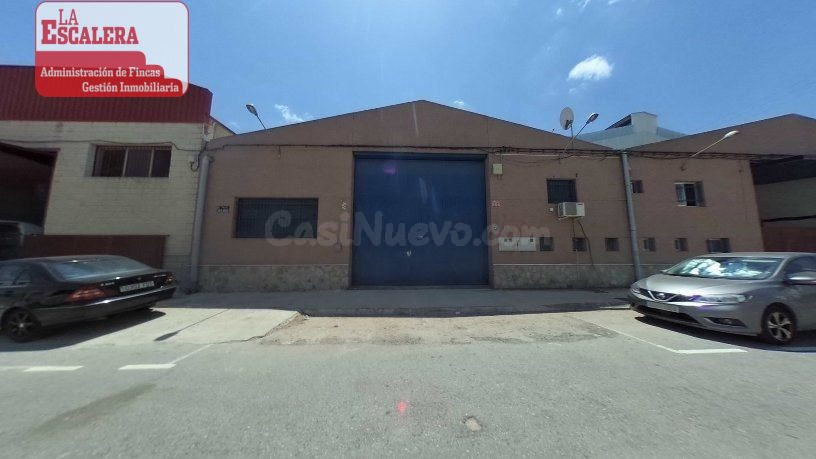 Nave industrial de 560m2