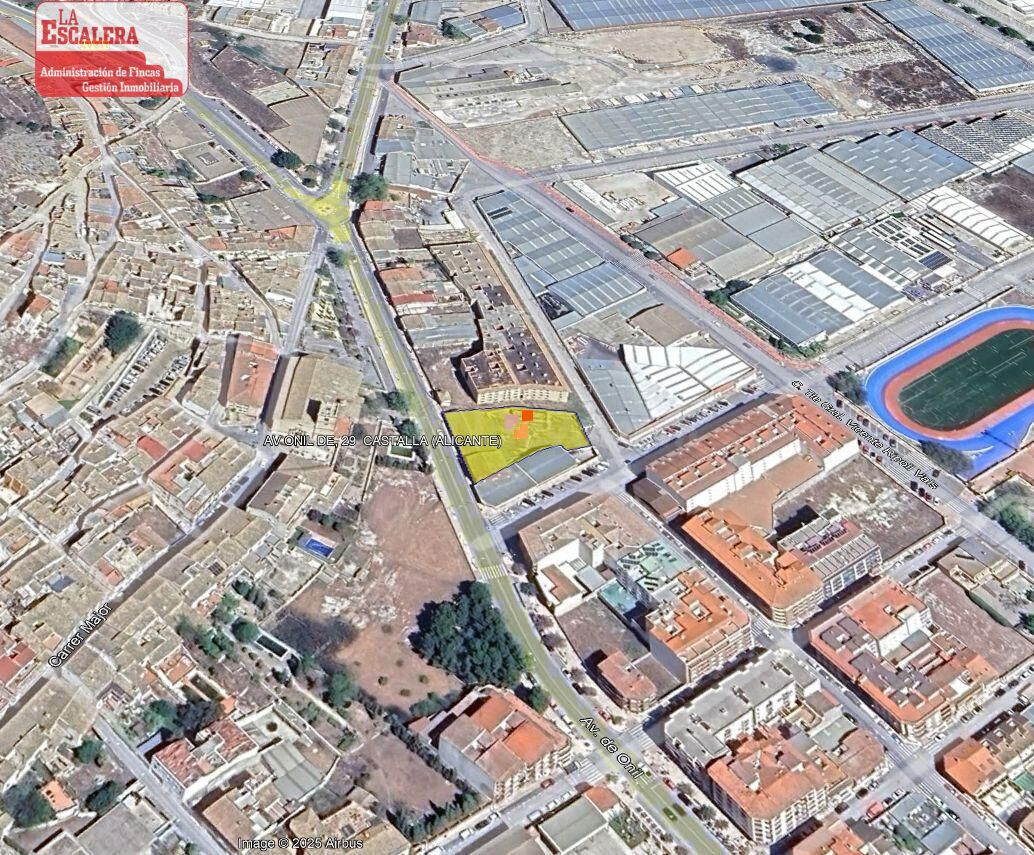 Zona con mucha visibilidad, parcela 1089m2, nave 493m2