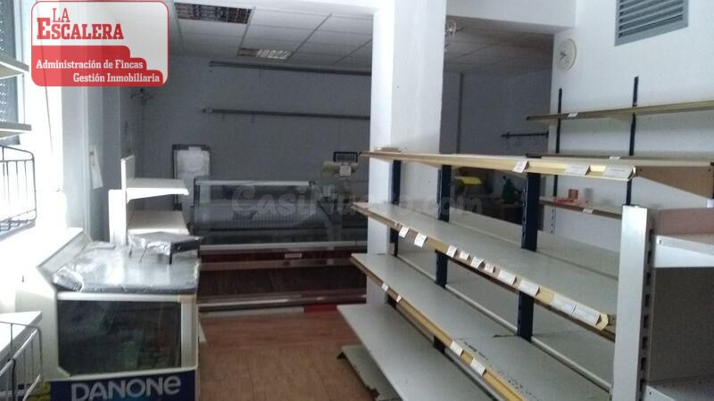 Local en Ibi listo para abrir tienda de alimentación