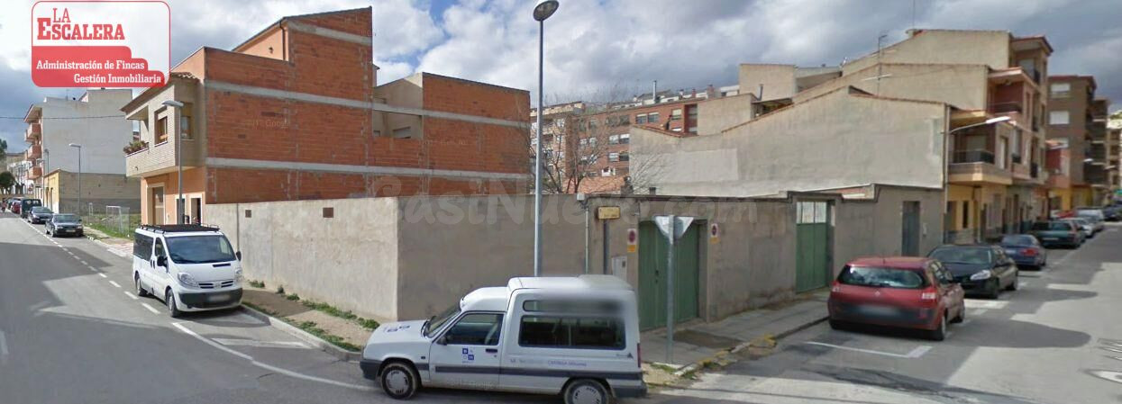 Solar 290m2 para contruir en centro de Castalla.