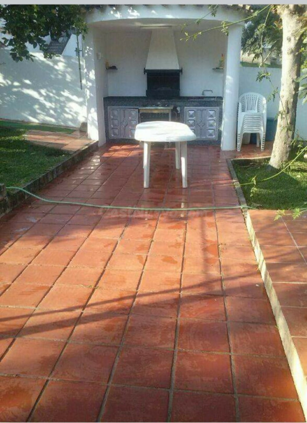 VENTA PARCELA CON CASA + PISCINA. ARCOS DE LA FRONTERA