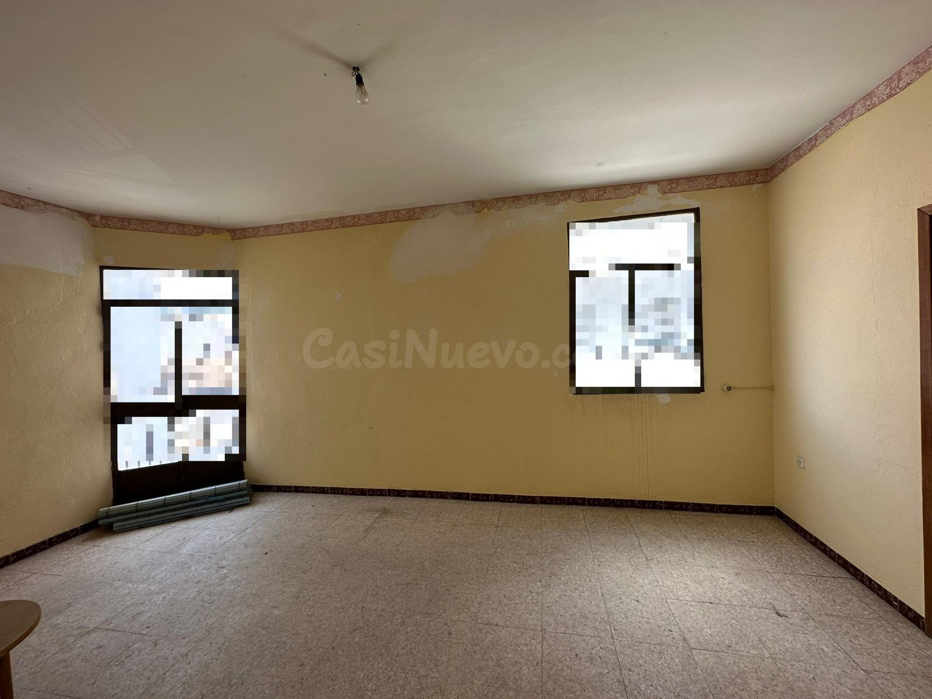 VENTA PISO CÉNTRICO PARA REFORMAR