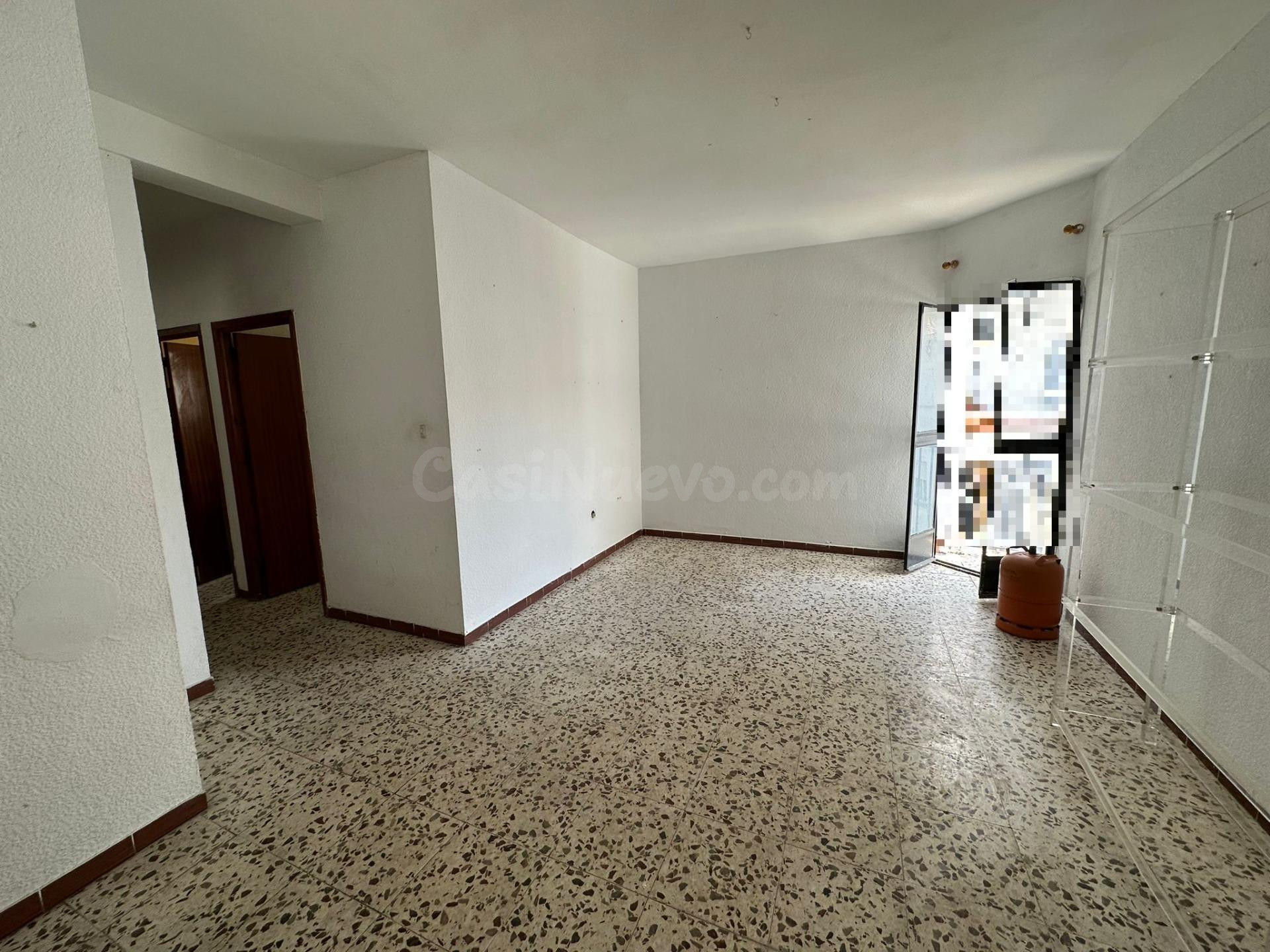 VENTA PISO CÉNTRICO PARA REFORMAR - foto 2